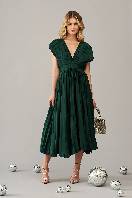 Anetta Midi Dress In Pleated Emerald Satin