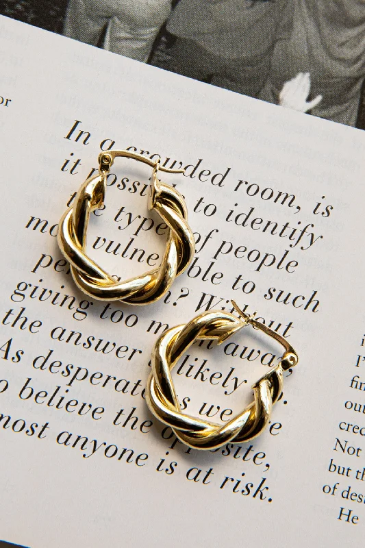 Fate Rope Hoop Earrings Gold