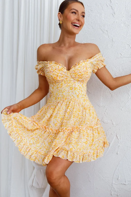 Run The World Off-Shoulder Mini Dress Floral Yellow