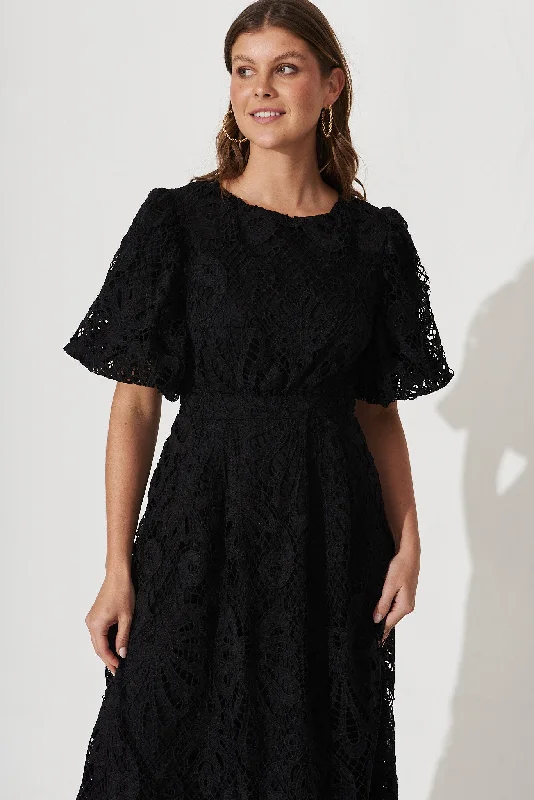 Tillie Lace Dress In Black