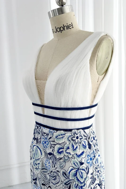 Blue and White Embroidery Floral Sheath Deep V Neck Midi Dress