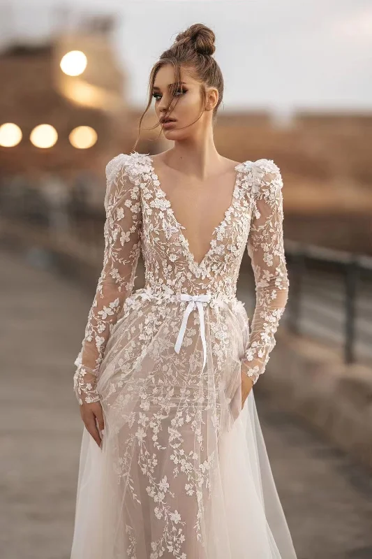 Long Sleeves Popular Wedding Dresses, V-neck Newest Wedding Dresses, Fashion Bridal Gowns