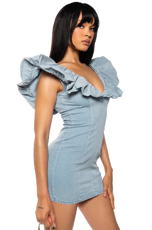 CYNTHIA STATMENT SHOULDER DENIM MINI DRESS