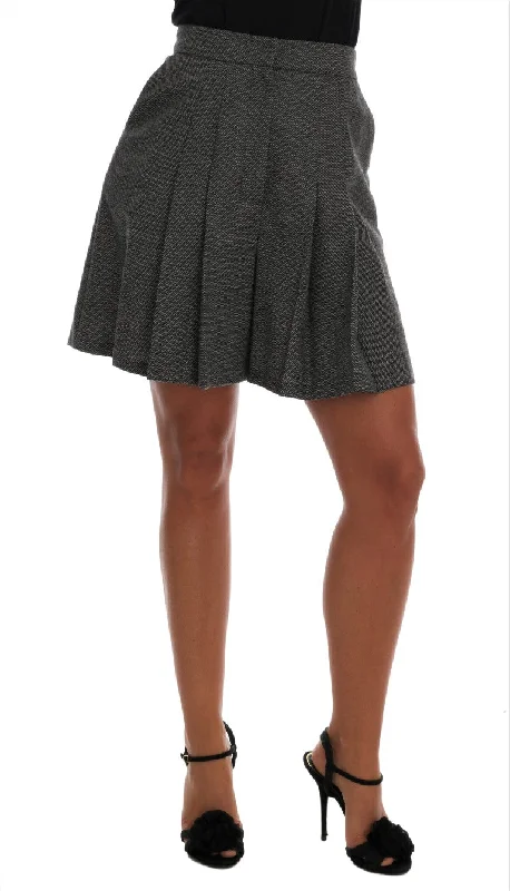 Don’t Wait – Shop Today!Dolce & Gabbana Chic High Waist Wool Mini Women's Shorts