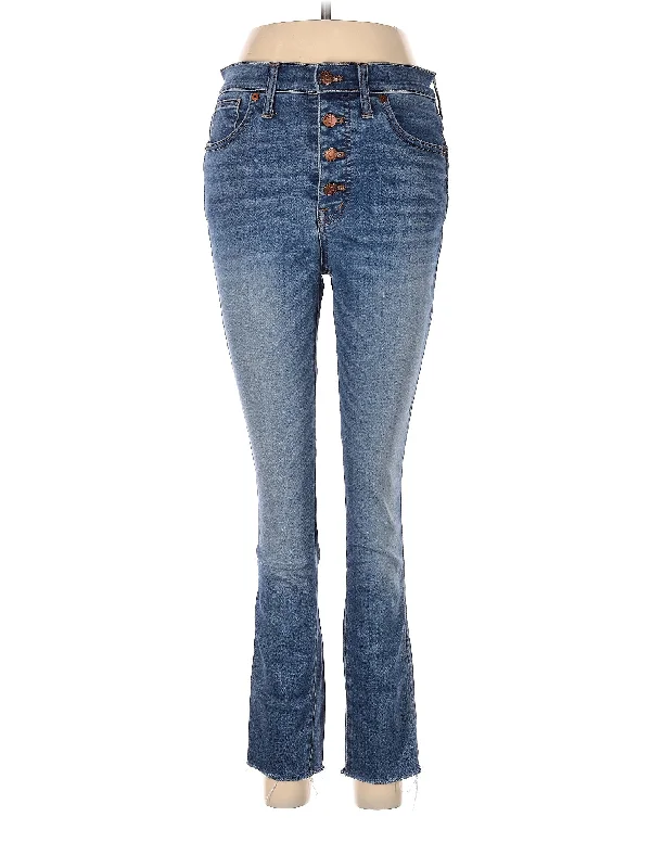 Shop Before It’s Gone!High-Rise Bootleg Jeans in Light Wash