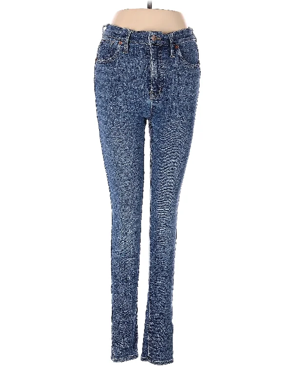 Unmissable Offers Await!High-Rise Skinny Jeans in Light Wash
