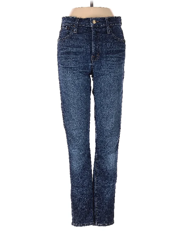 The Best Deals Won’t Wait!High-Rise Straight-leg Jeans in Medium Wash