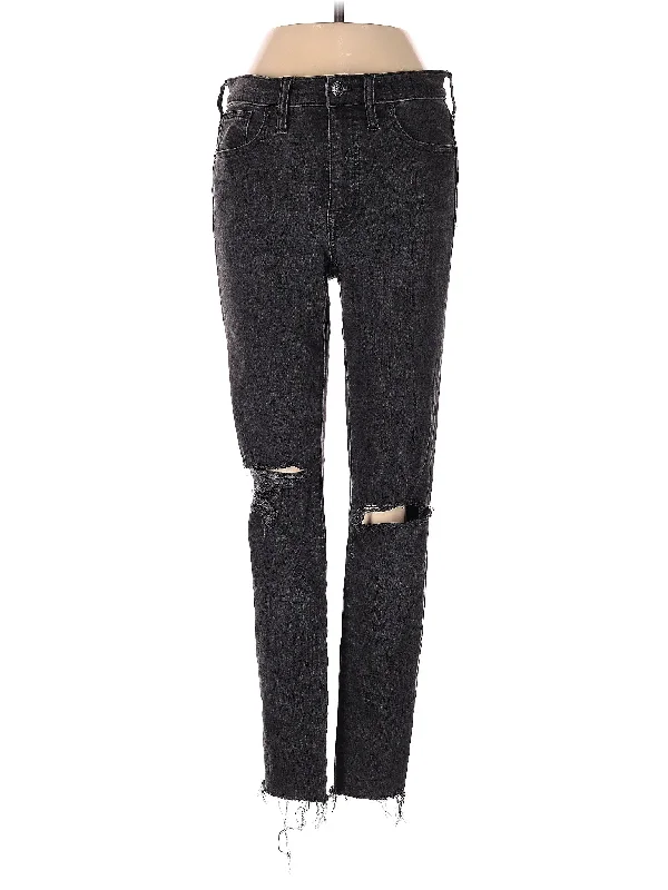 Sale Alert – Get Ready to Shop!Mid-Rise Skinny Jeans in Dark Wash