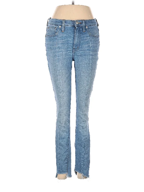 Your Exclusive Offer Awaits!Mid-Rise Skinny Jeans in Light Wash