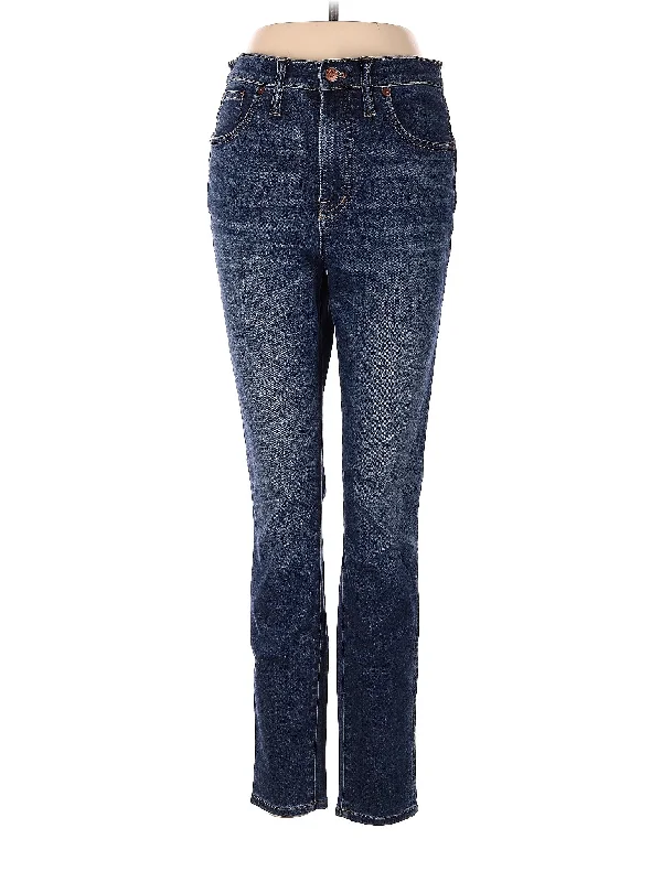 Don't Miss Out!Mid-Rise Straight-leg Jeans in Medium Wash