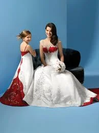 One Click Away from Big Savings!Alfred Angelo 1139 white/red
