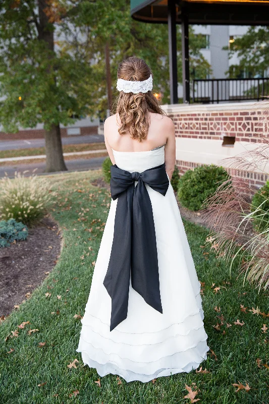 Massive Price Cuts!BHLDN Tiered Tulip Gown/0019594100