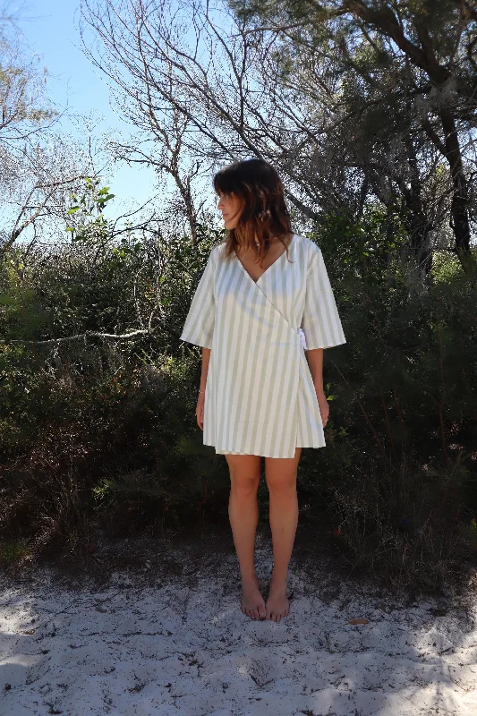 Save Up to 50% Off!Common Stitch Lilly Pilly Dress and Top