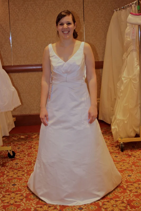 Save More When You Shop More!David's Bridal David's Bridal SAS1202 Size 10
