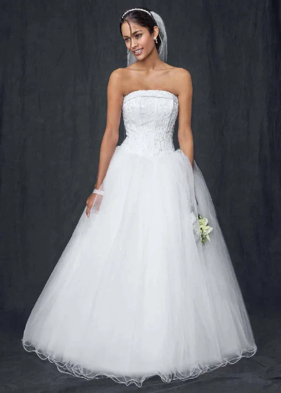 Get It Before It’s Gone!David's Bridal NT8017