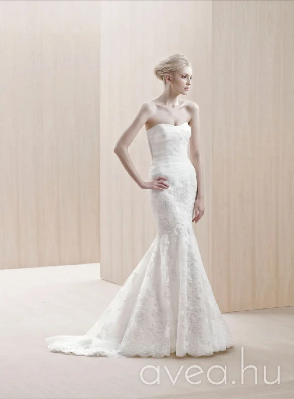 Special Discounts Inside!Enzoani Elim