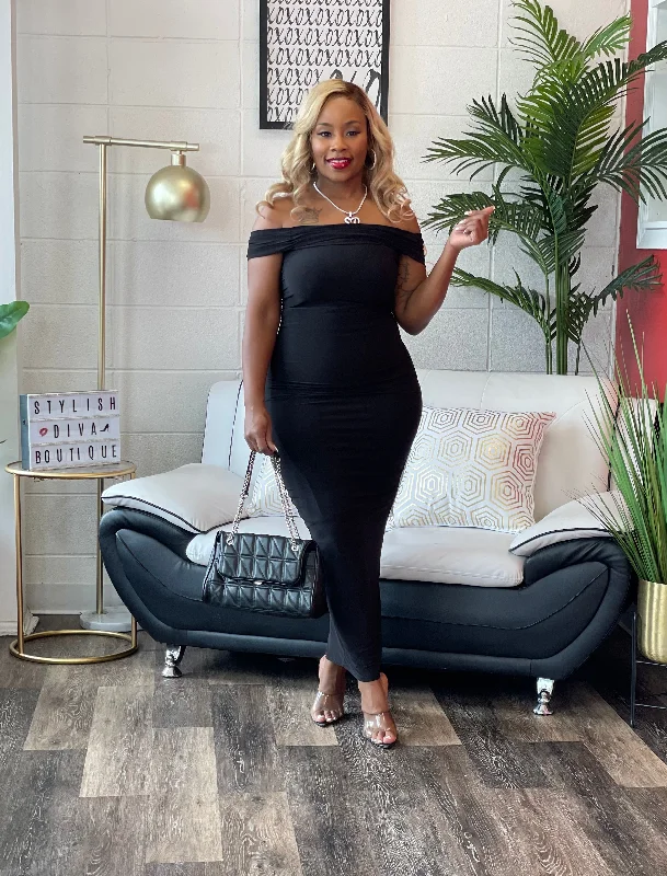 Every Deal is a Steal!Flirt With Desire Dress (Black)