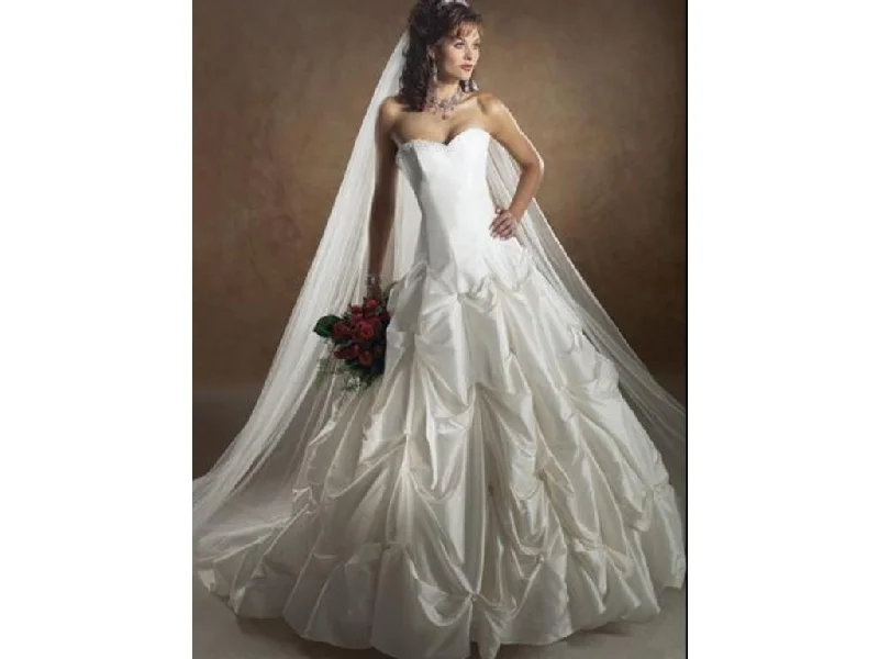 Hottest Discounts of the Year!Maggie Sottero Capri