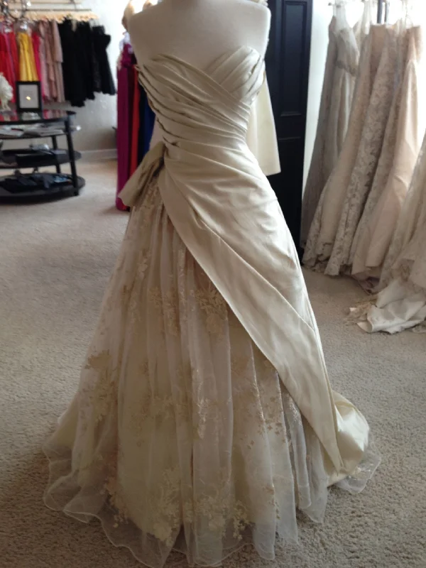 One Click Away from Big Savings!Modern Trousseau Brooke