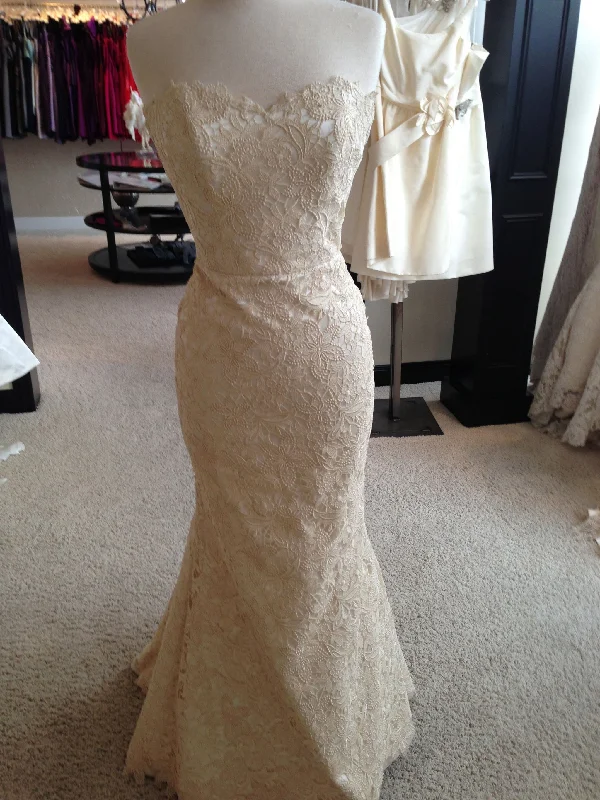 Unbeatable Prices!Modern Trousseau Field