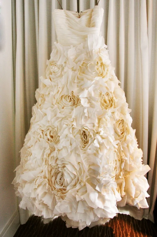 Amazing Prices You Can’t Resist!Monique Lhuillier Sunday Rose