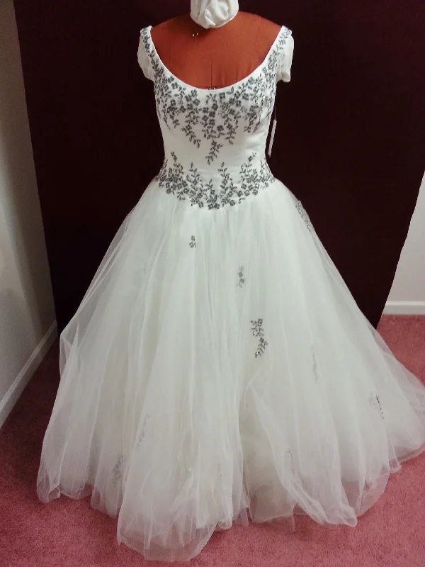 Your Favorite Sale is Back!Other Jacquelin Bridal # 9471