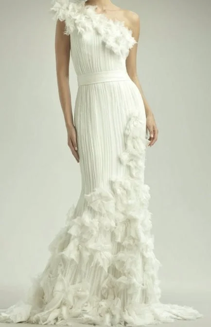 Your Favorite Items on Sale Now!Other Tadashi Shoji Chiffon Applique One Shoulder Gown