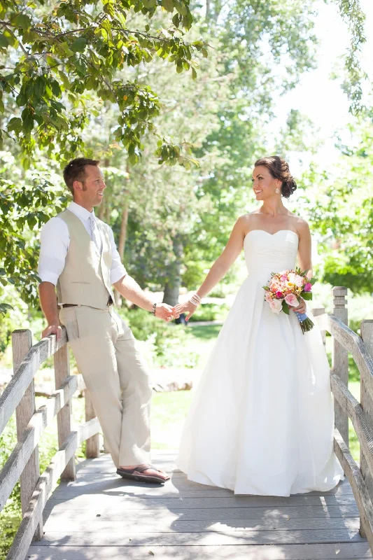 Get It Before It’s Gone!Pronovias Jilguero