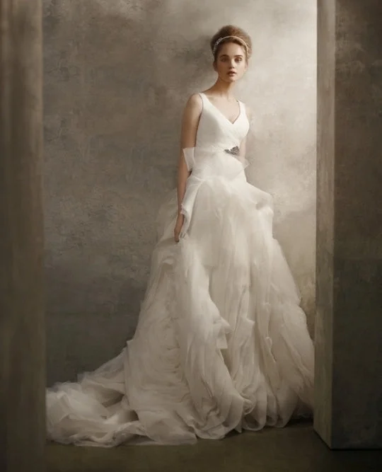 The Best Offers Are Here!Vera Wang Vera Wang White 351029