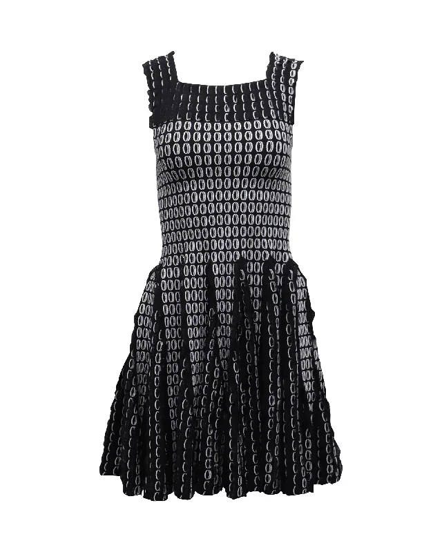 Flash Sale – Act Fast!Alaia Sleeveless Flared Mini Dress in Black Polyester Viscose