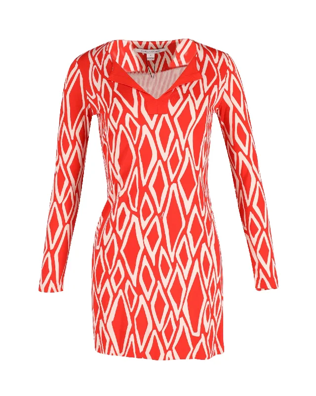 Today’s Deals, Tomorrow’s Regrets!Diane Von Furstenberg Printed Mini Dress in Coral Red Silk Today’s Deals, Tomorrow’s Regrets!Diane Von Furstenberg Printed Mini Dress in Coral Red Silk