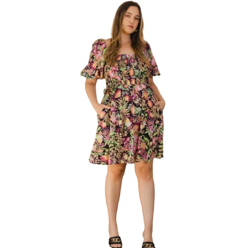 Limited Deals, Unlimited Savings!Plus Floral Printed Center Tie-back Mini Dress