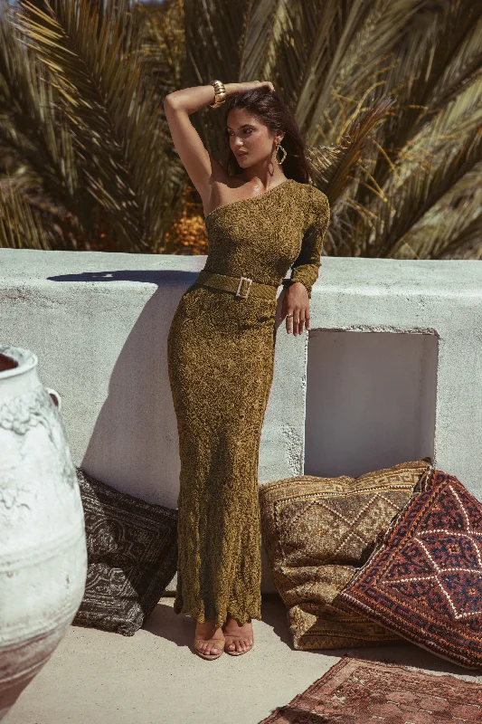 Hot Deals You Can’t Resist!Olive La Costa One Shoulder Dress