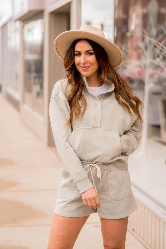 Your Shopping Spree Starts Here!Vintage Wash Slub Pocket Accent Pullover