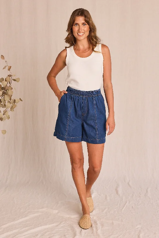 Save Up to 50% Off!Ali Tencel Shorts in Mid Wash