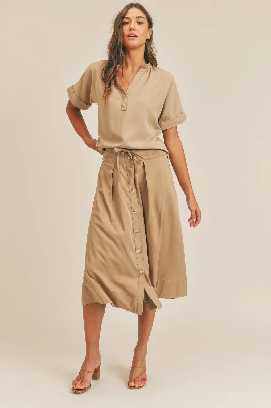 Hot Deals You Can’t Resist!MABLE Short Sleeve Top and Button Down Midi Skirt Set