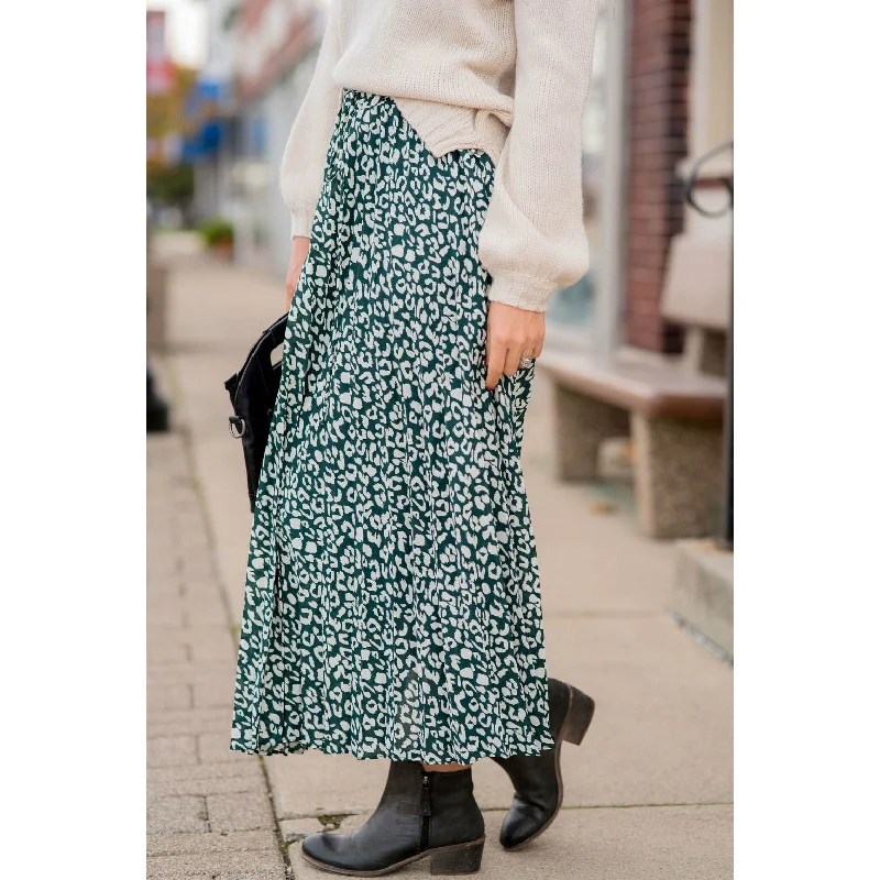 Price Drop Alert!Sleek and Chic Leopard Skirt