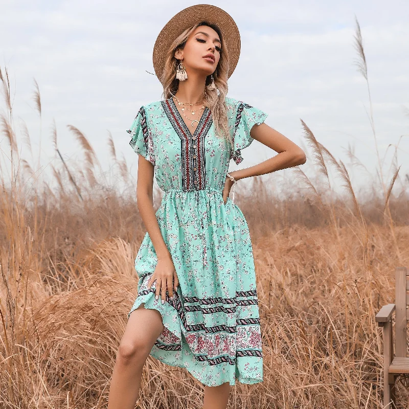 Your Wallet Will Thank You!KittenAlarm - V-neck Lace Stitching Dress