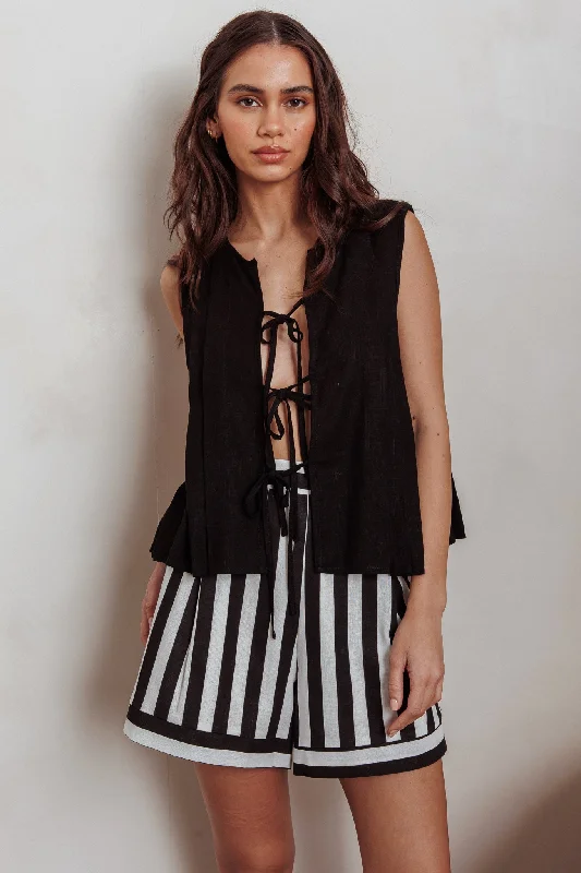 Save Up to 50% Off!Bettino High-Waisted Shorts Stripe Black/White
