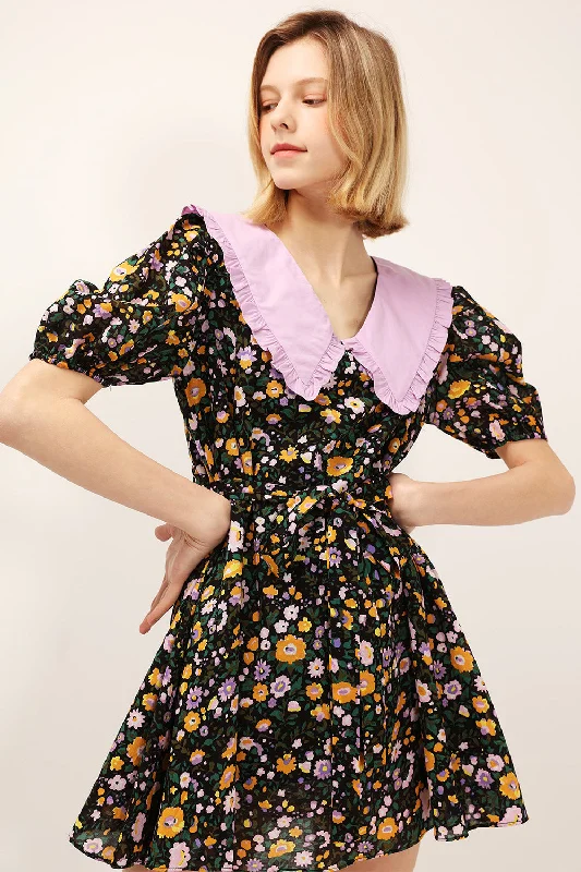 Must-Have Deals Inside!Jamie Contrast Collar Floral Dress