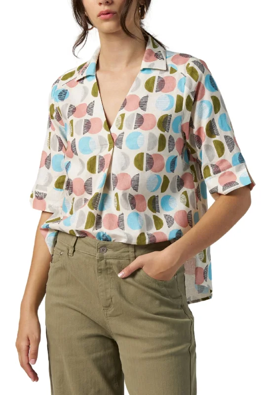 Grab Yours Before It’s Too Late!CIRCLE BACK TOP - MS1318
