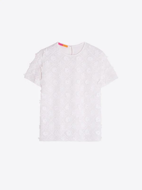 Get Ready to Save!Darzie Embroidered Flower T-Shirt