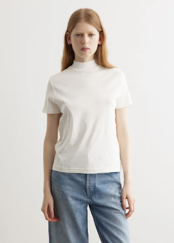 Your Shopping Wish, Our Discount Command!Caroll T-Shirt