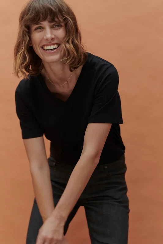 Limited Deals, Unlimited Savings!Women's V-Neck T Shirt - Black