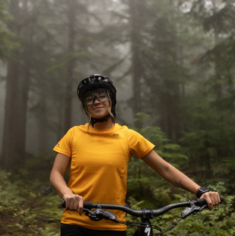 Score Big Savings Today!Traverse Jersey - Women's