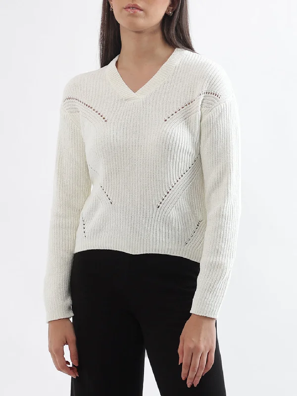 Save More with Every Purchase!Centre Stage Women Cream Printed V Neck Sweater