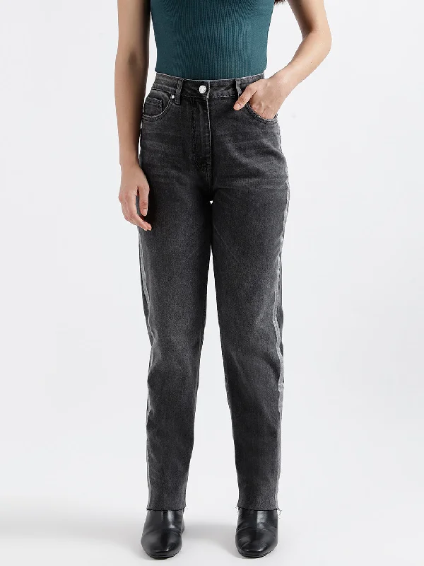 Your Discount is Waiting!Elle Women Solid Slim Straight Fit Jeans